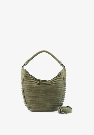 Olijfgroene leren handtas met horizontale gestikte ribbels, enkele schouderband en afneembare verstelbare crossbodyriem op witte achtergrond.