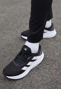 adidas Performance - ADISTAR 3 - Road running shoes - core black/footwear white/grey six Thumbnail Image 1