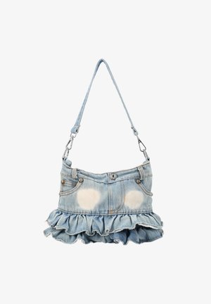 Jasnoniebieska torebka z denimu z metalowym zapięciem na pasku, przednimi kieszeniami, detalem z guzikiem i marszczonym dołem przypominającym spódnicę.