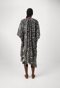 Vero Moda VMLENA PONCHO - Complementos de playa - black