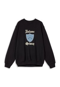 Zwarte sweatshirt met een geribbelde ronde hals, verlaagde schouders en een grafisch ontwerp met een blauwe schild en de tekst "Infame Grimey".