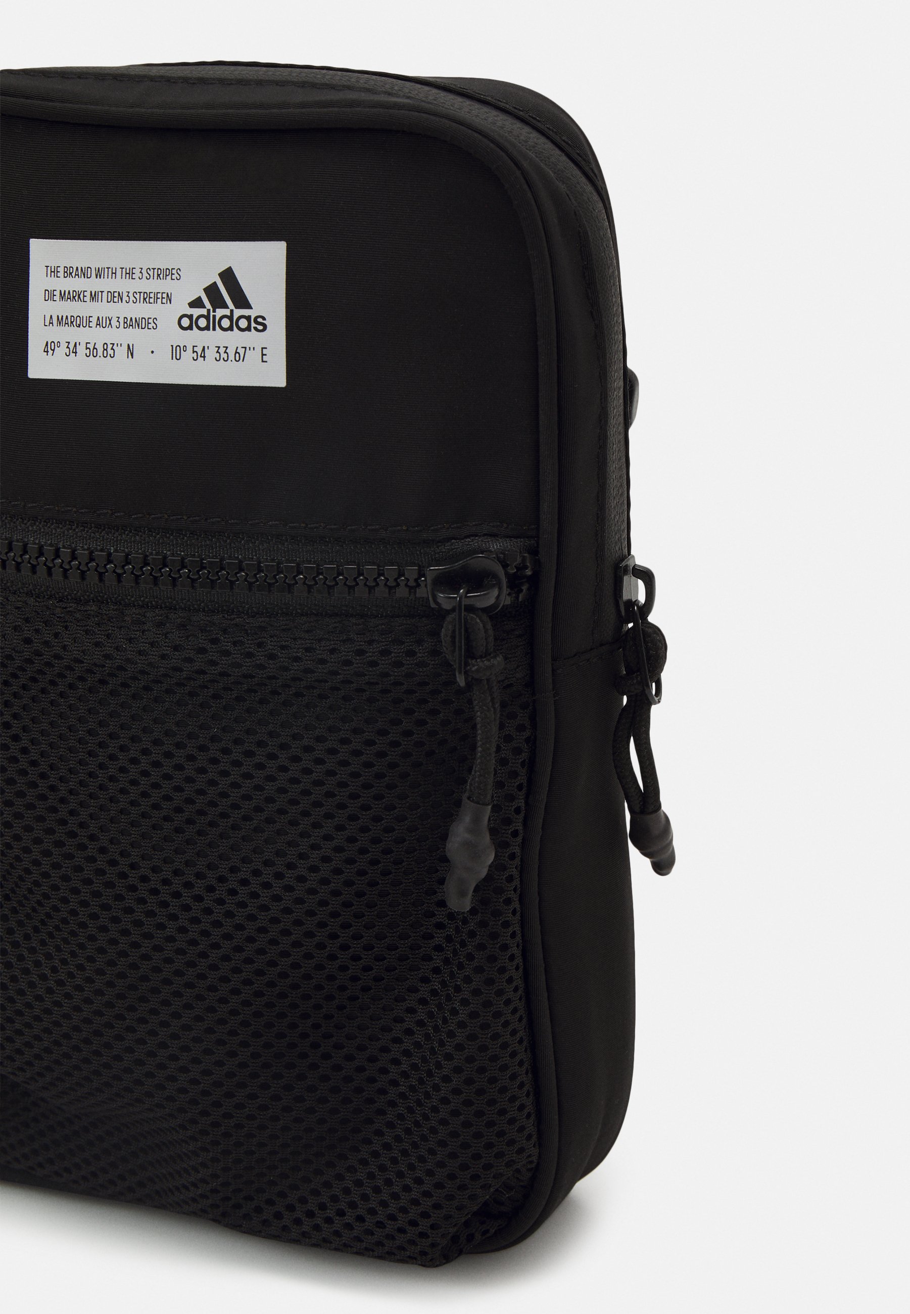 adidas organizer