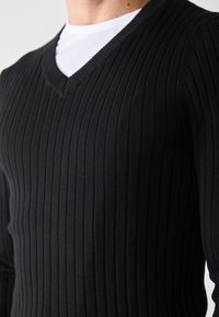 Pier One Neule - black