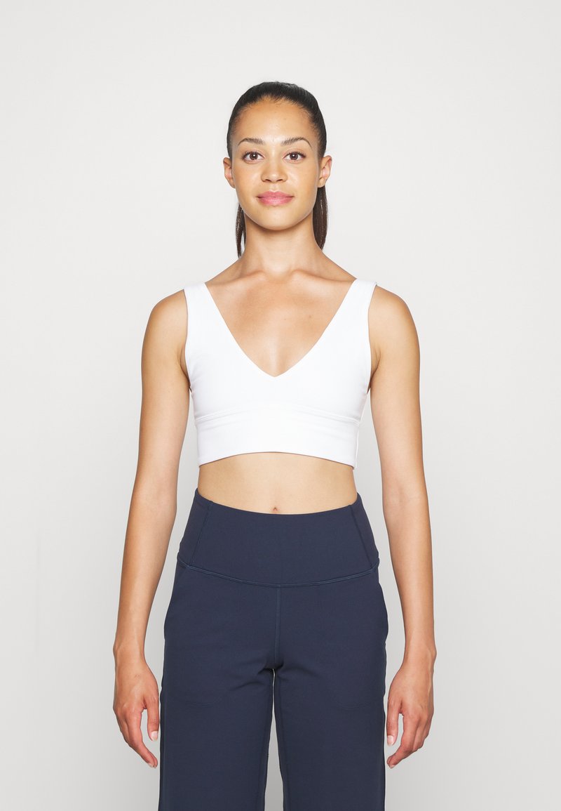 Lululemon ALIGN™ VNECK A/B SportBH mit mittlerer Stützkraft white