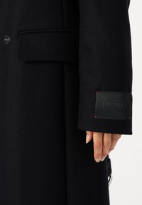 HUGO MOLENA - Κλασικό παλτό - black
