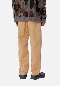 Carhartt WIP FLINT - Pantalones - peanut