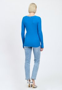 INFLUENCER Maglione - capri