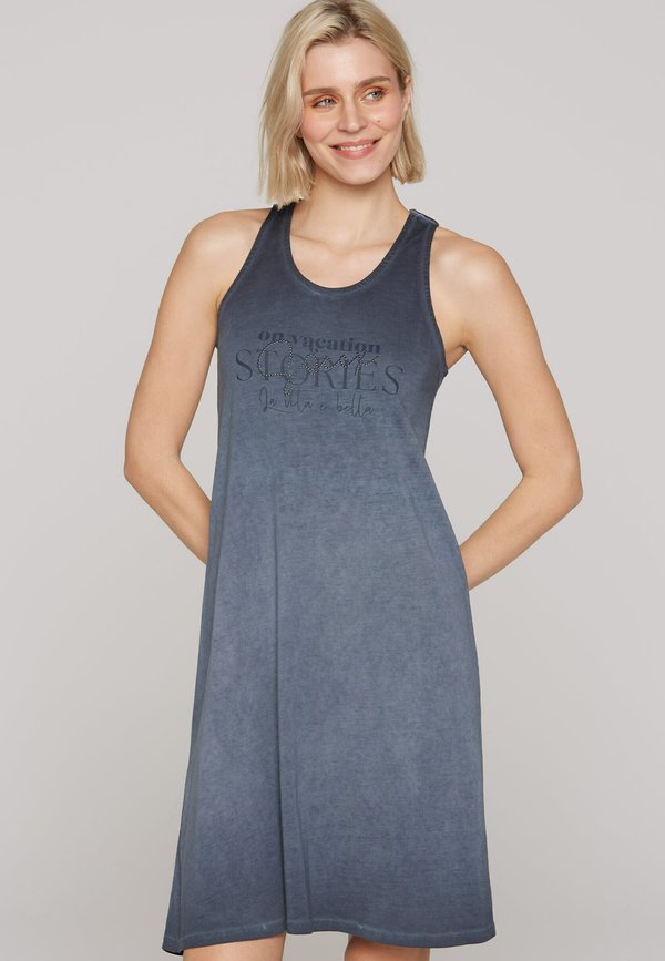 MIT RÜCKEN-DETAIL - Jerseykleid - deep sea