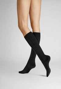 Unselected, black