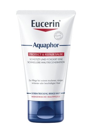 Weißer Behälter mit blauem Boden, beschriftet mit "Eucerin Aquaphor Protect & Repair." Enthält Informationen auf Deutsch zur Hautbehandlung bei trockener Haut.
