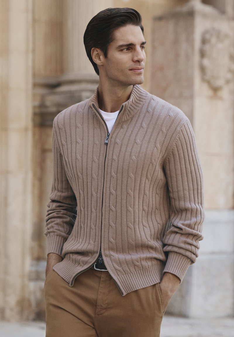 Façonnable WOCASH FZIP CABLE Cardigan khaki beige/beige