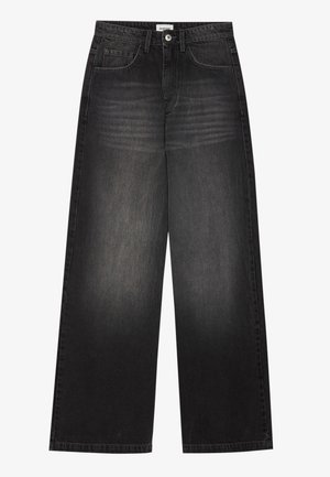 Jean noir à jambes larges avec poches avant, passants de ceinture et légers effets délavés sur les cuisses et les genoux, fermeture par bouton et fermeture éclair.