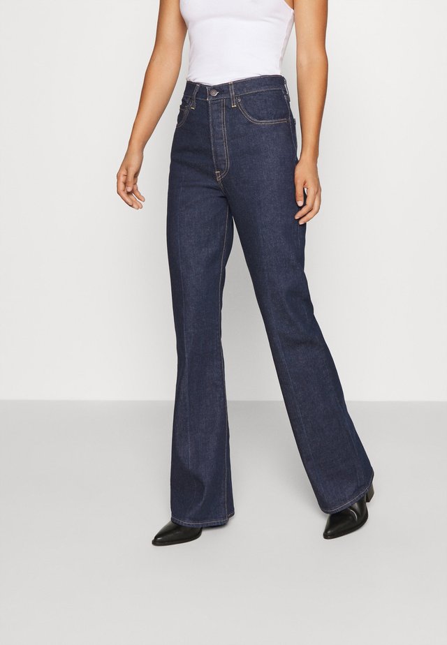 RIBCAGE BOOT - Bootcut jeans - high key