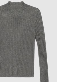 Gray ribbed sweater with a high neck. Material has a glittery texture. Features long sleeves and a fitted design.