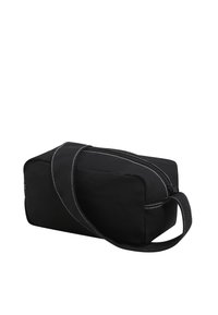 Borsa rettangolare nera in tessuto, con chiusura con zip e tracolla, con dettagli in cucitura bianca sui punti di giunzione.