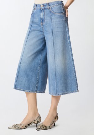 Pinko BURKINA BERMUDA niebieski denim
