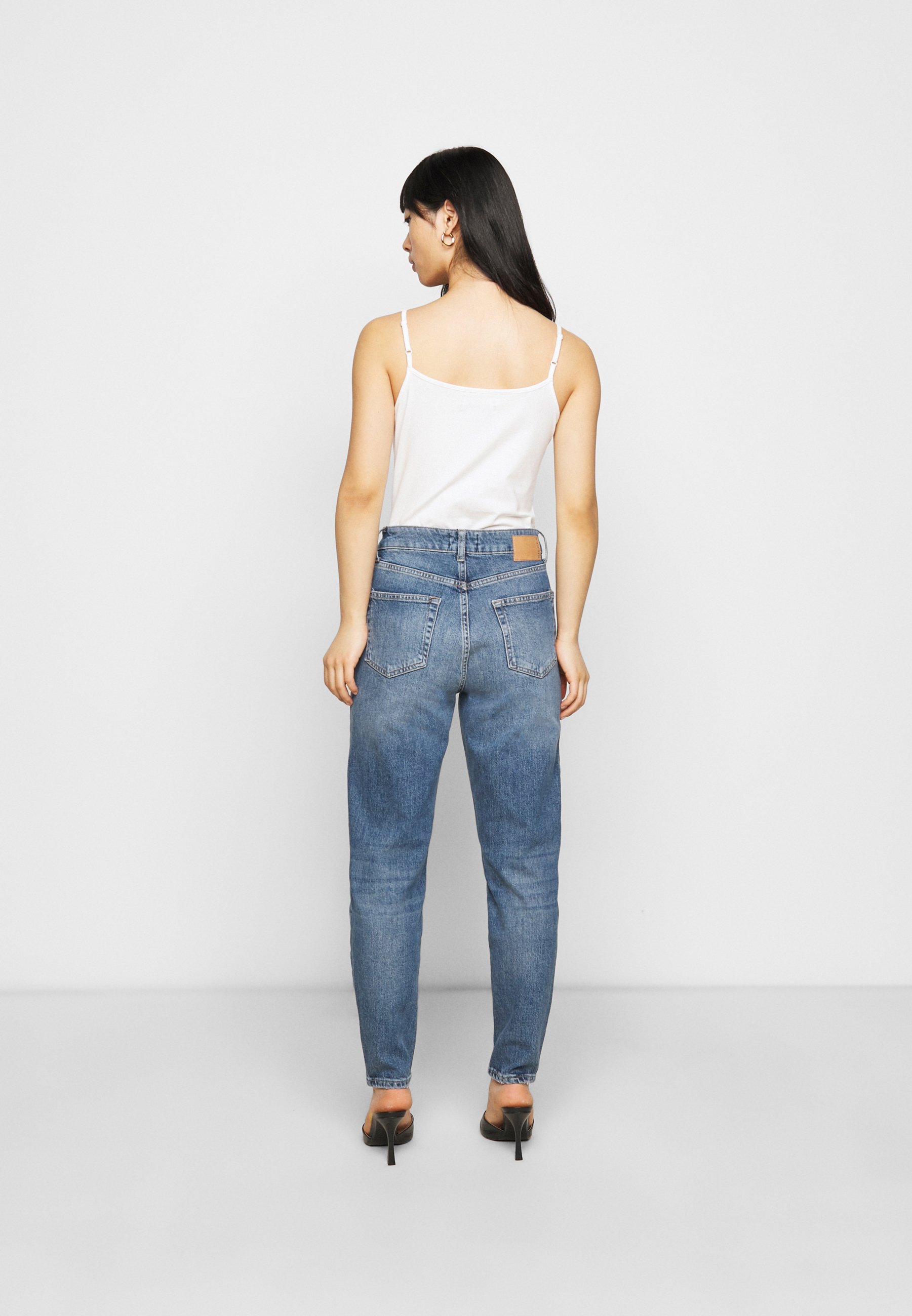 petite straight jeans