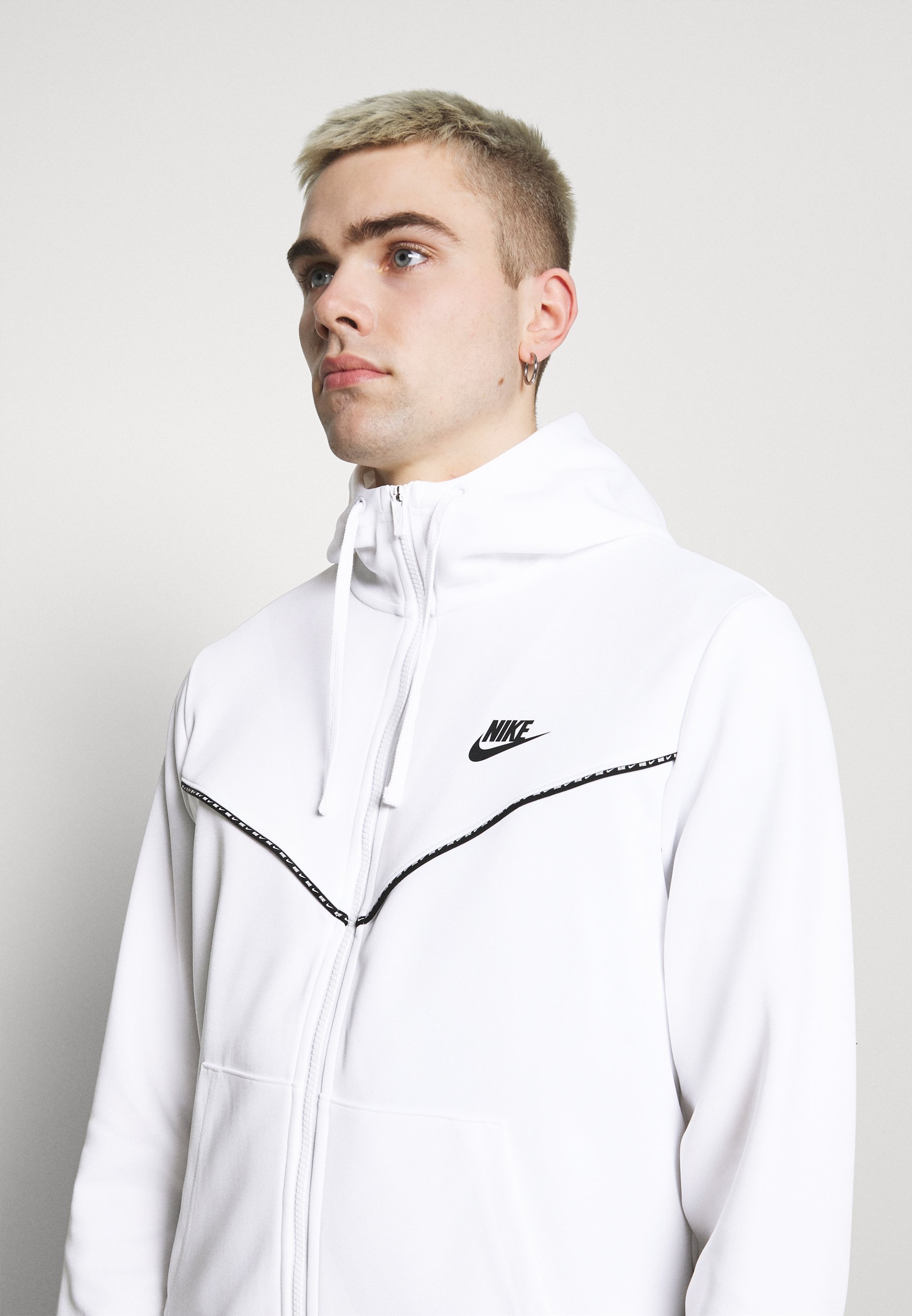 nike weisse jacke