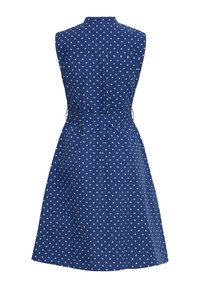 Námornícka modrá šaty bez rukávov s bielymi bodkami, s vysokým golierom a zodpovedajúcim pásom v páse.