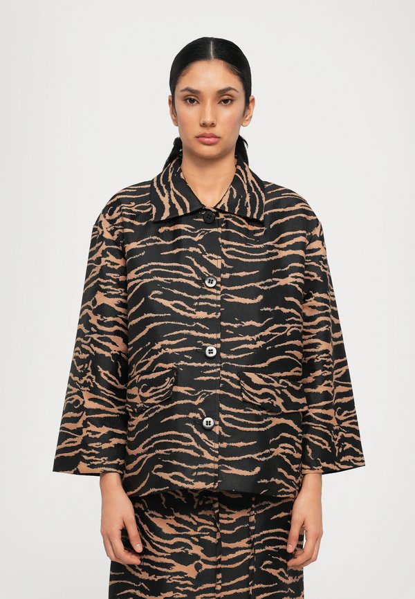 BETINA - Übergangsjacke