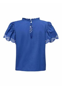 Blusa blu a maniche corte con scollo frou-frou e bordi ricamati a scallop. Dettaglio a forma di chiave nella parte posteriore che arricchisce il design. Tessuto morbido.