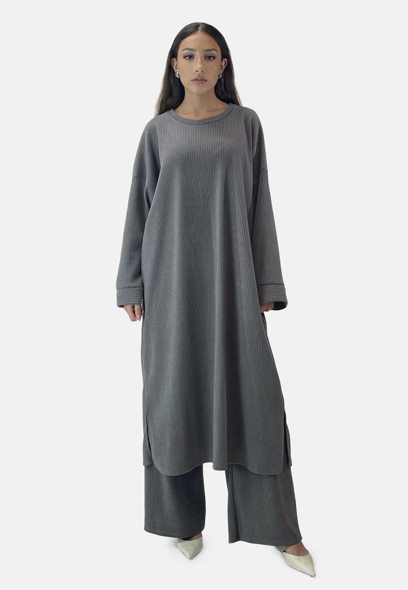 Elara SET - Strickkleid - dunkelgrau