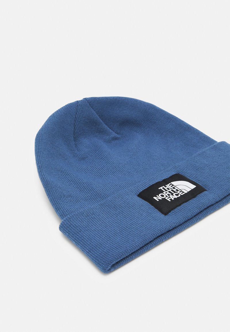 navy blue north face beanie