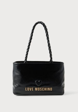 Sort Moschino håndtaske med snoede rebhåndtag og et lille hjerte over mærkenavnet foran.