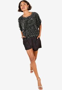 REGULAR FIT - FLUTTER SLEEVE - Bluza - black velvet sequin
