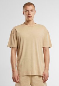 Urban Classics WASHED TEE - Tricou basic - unionbeige