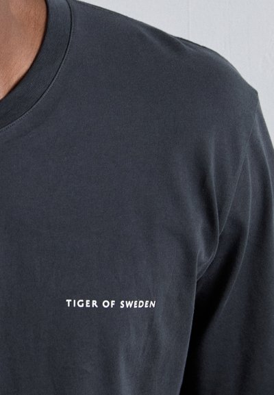 Tiger of Sweden PRO - Basic póló - charcoal