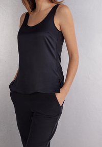 Intimissimi Linne - black