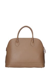 Borsa a mano in pelle marrone con forma arrotondata, doppio manico e chiusura con zip. Presenta una superficie testurizzata e dettagli di cucitura.