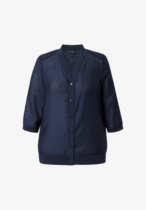 Marineblauwe, lichtgewicht blouse met een V-hals, 3/4 mouwen en knoopsluiting. Kenmerkt zich door een subtiele glans en geplooide details aan de rand.