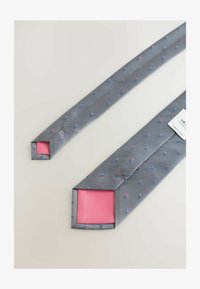 Selezionato, grey