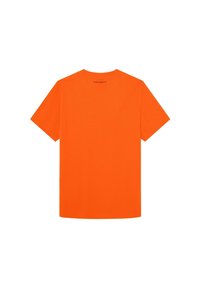 Krátký rukáv oranžové tričko vyrobené z bavlny. Má kulatý výstřih a malou potištěnou nášivku na horní části zad. Hladká textura.