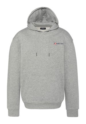 Grijze capuchontrui van zachte stof, met een voorzak, treklinten en een logo op de borst met rode, blauwe en witte accenten.
