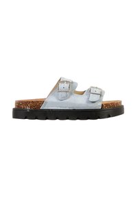 Sandale slide en daim bleu clair avec deux sangles à boucle réglables, semelle intérieure en liège et semelle extérieure noire épaisse à crampons.