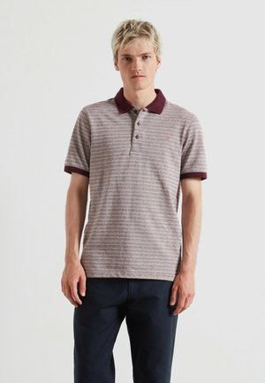 - Koszulka polo