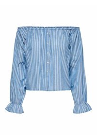 Blusa azzurro chiaro a spalle scoperte con strisce verticali bianche, caratterizzata da lunghe maniche a sbuffo e chiusura a bottoni sul davanti.
