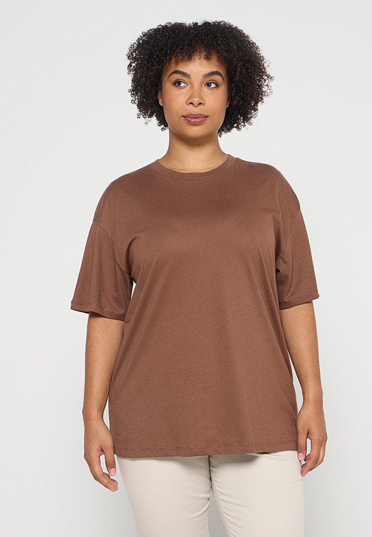 DeFacto T-shirt basic bruin