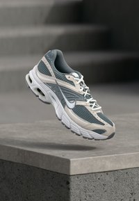 Niet geselecteerd, cool grey/white/photon dust/wolf grey/summit white