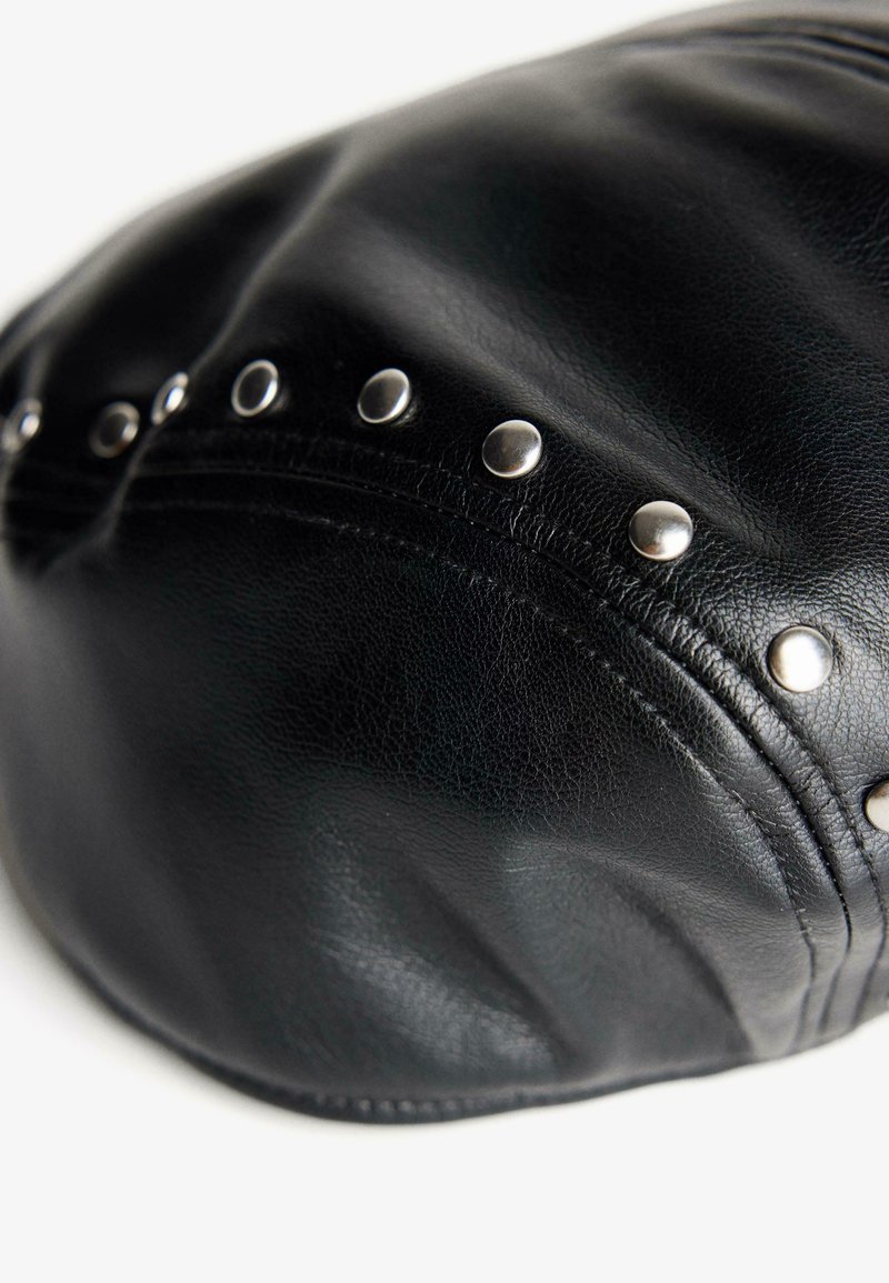 Bershka Berretto black/nero - Main Image