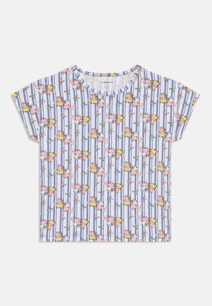 Cămașă pentru copii cu mânecă scurtă, cu dungi verticale albastre și albe și personaje de desene animate cu animale în roz, galben și alb, distribuite uniform.