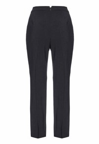 Pantaloni neri su misura con una superficie liscia, vestibilità slim, chiusura con zip sul retro e pieghe ordinate nella parte anteriore.