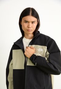 The North Face EASY WIND TRACK JACKET - Ljetna jakna - black/clay grey