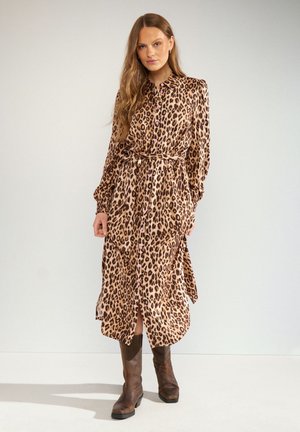 Nümph, NULORENA SHIRT DRESS - Robe chemise - tigers eye