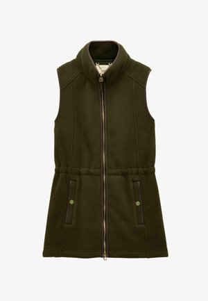 Olivgrüner Fleece-Weste mit hohem Kragen, durchgehendem Reißverschluss und zwei Vordertaschen. Mit braunen Akzenten entlang des Reißverschlusses und der Taschen.