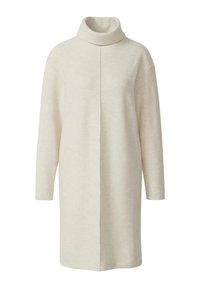 Beżowa sukienka z dzianiny z golfem, długimi rękawami, luźnym krojem i pionowym szwem z przodu. Miękka w dotyku, o długości do kostek.