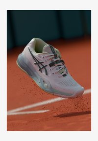 Valgt, white/monument blue